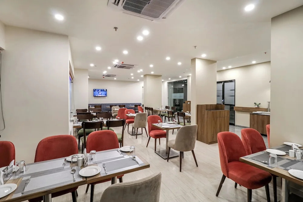Колката: Starlit Suites Newtown Kolkata