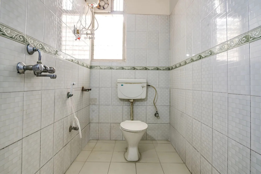 Патна: Fabhotel Maadhavam Residence