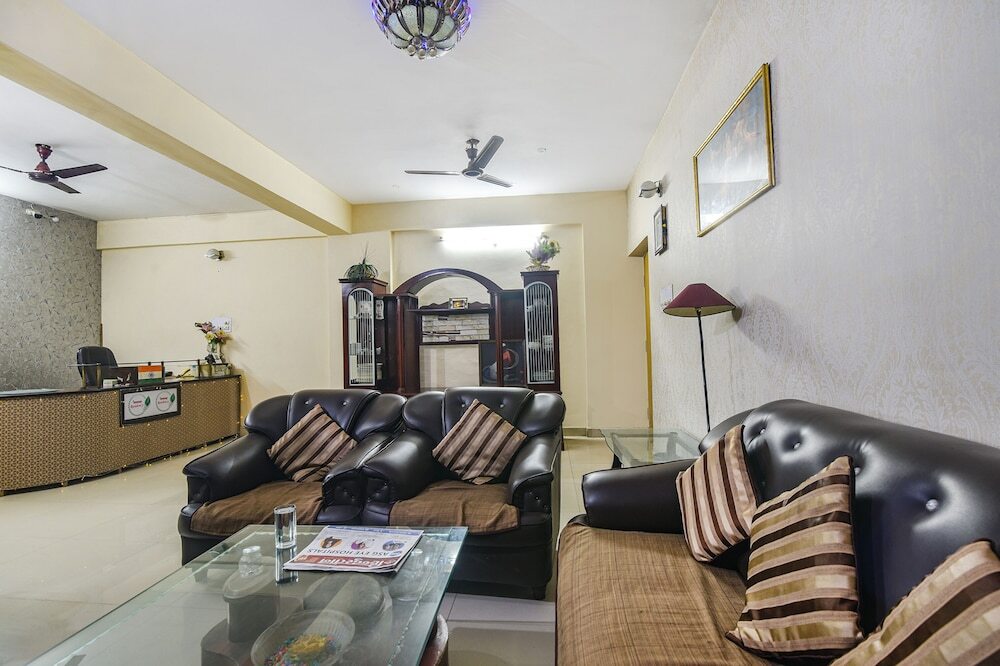 Патна: Fabhotel Maadhavam Residence
