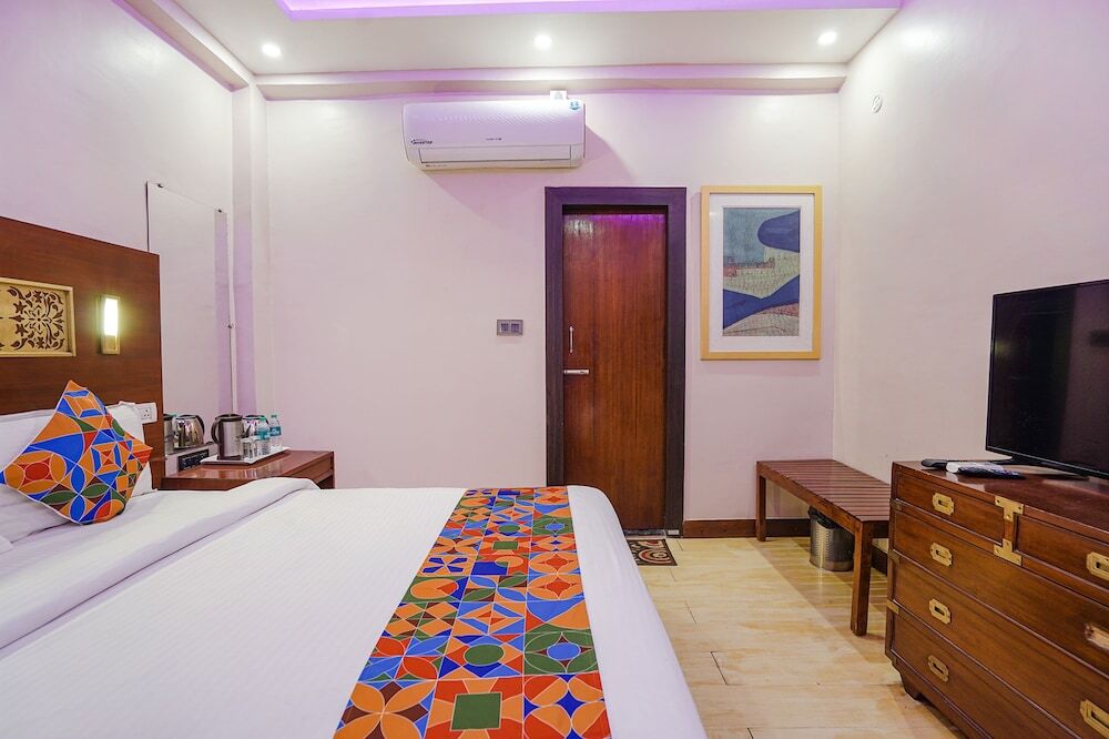 Сарнатх: Fabhotel Prime Stay Inn I