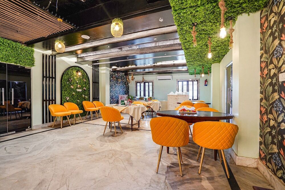 Сарнатх: Fabhotel Prime Stay Inn I