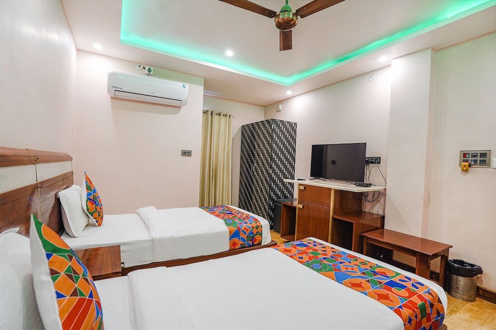 Сарнатх: Fabhotel Prime Stay Inn I