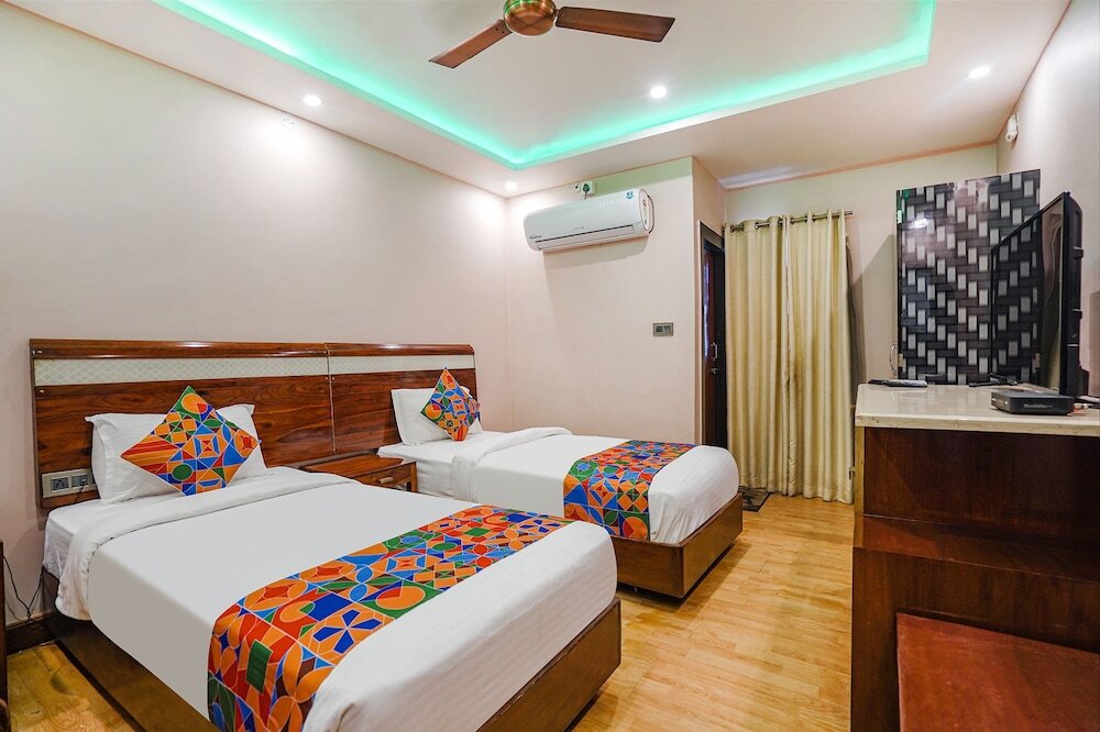 Сарнатх: Fabhotel Prime Stay Inn I
