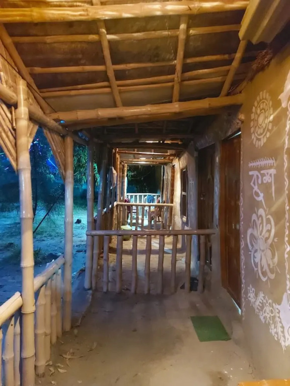 Балиара: Mousuni the dolphin camp