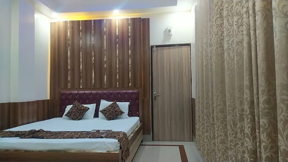 Куч-Бехар: Hotel Ellora
