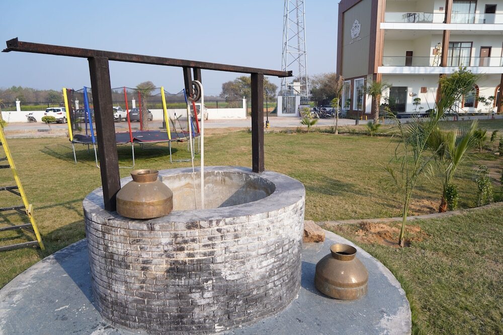 Rohtak: Rd Resort