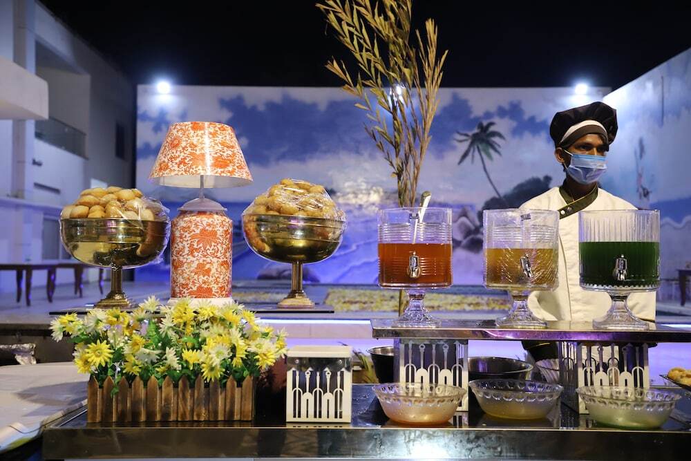 Rohtak: Rd Resort