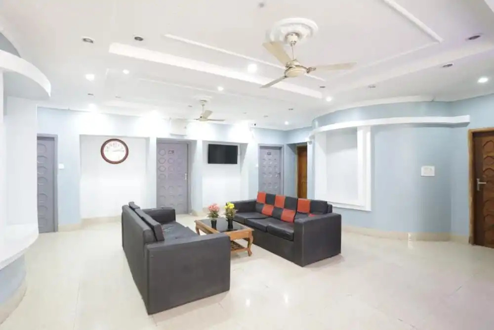 Бхубанешвар: Goroomgo Hotel Hi5 Stay Bhubaneswar