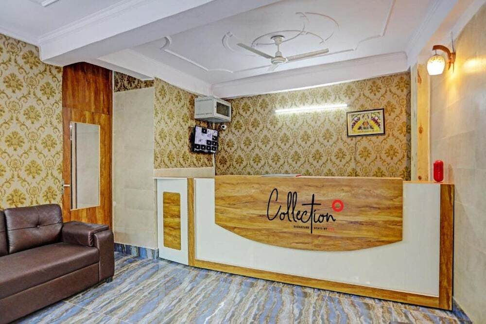 Нойда: Umen Hotel Sector 66