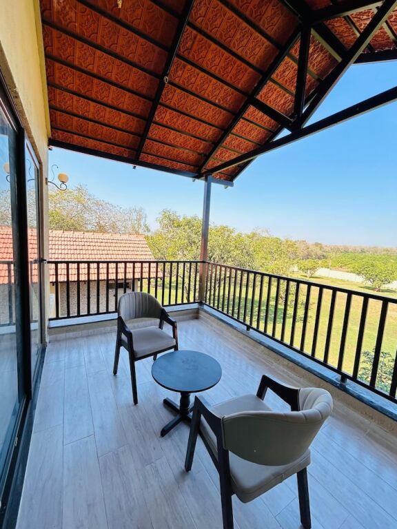 Сандхбеда: The premier gir resort