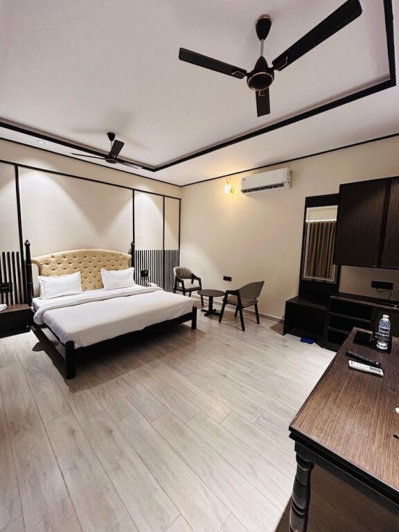 Сандхбеда: The premier gir resort