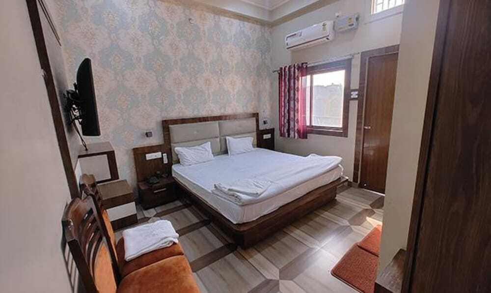 Сарнатх: Fabhotel Cm Palace I