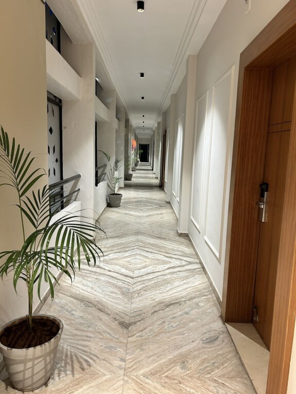 Колхапур: Alba Premier Kolhapur