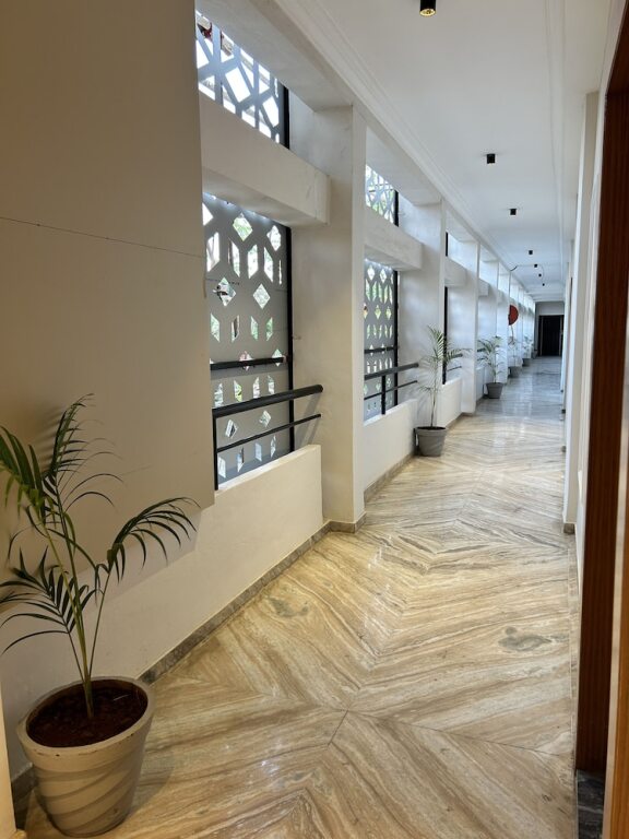 Колхапур: Alba Premier Kolhapur