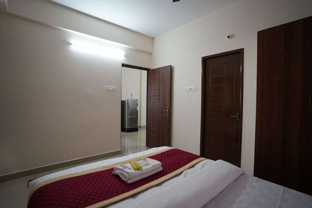Ченнаи: Aishwaryam Service Apartment