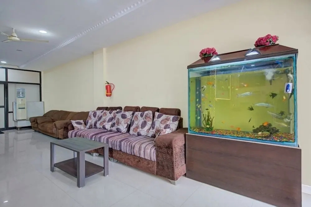Шамшабад: iROOMZ Hotel Sweekar Suites