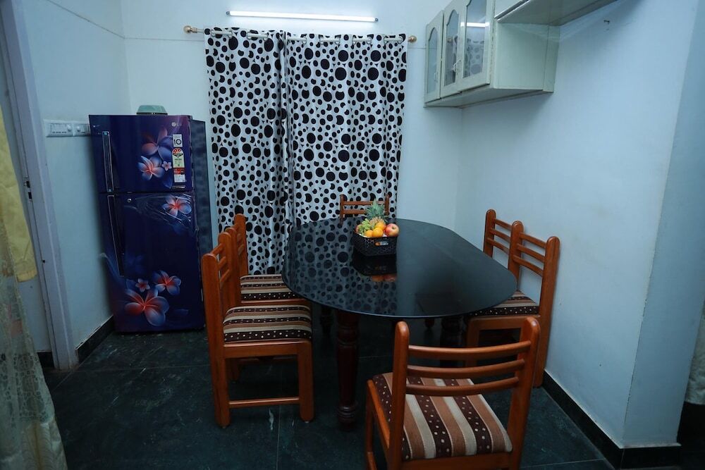 Тируванантапурам: Inviting 2-bed Room Apartment in Trivandrumn