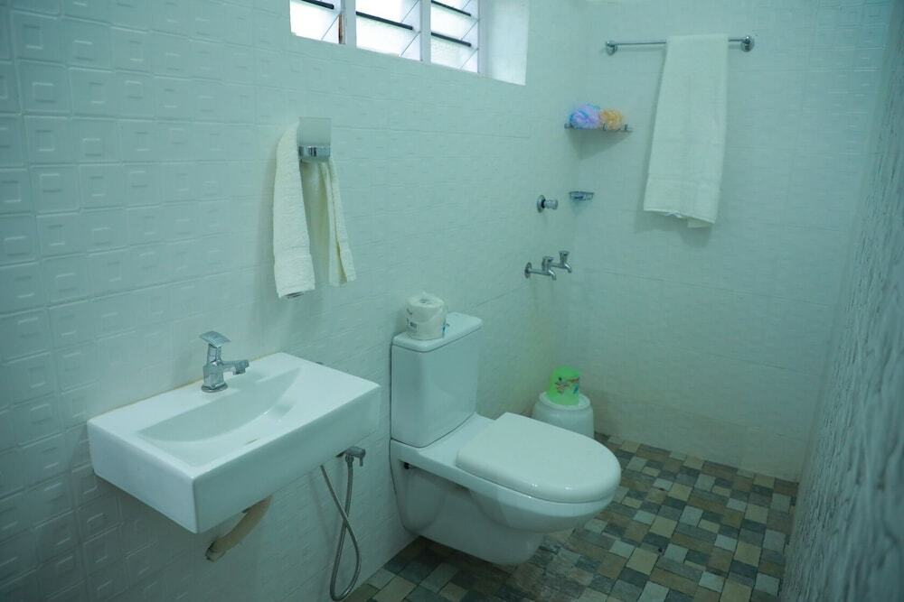 Тируванантапурам: Inviting 2-bed Room Apartment in Trivandrumn
