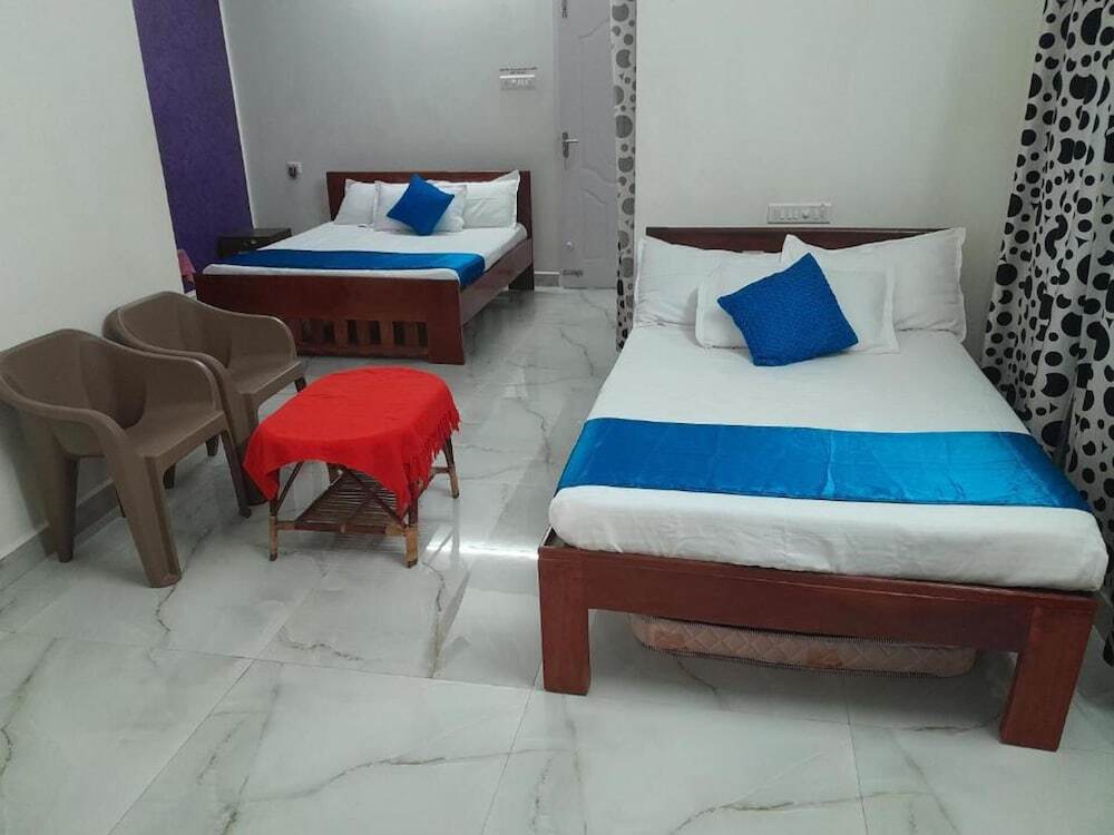 Тируванантапурам: Inviting 2-bed Room Apartment in Trivandrumn
