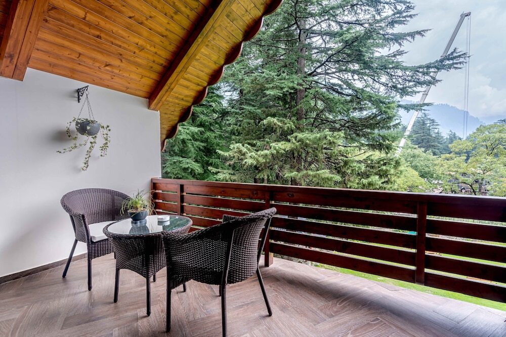 Манали: Bedzzz Xclusiv Baikunth Manali by Leisure Hotels
