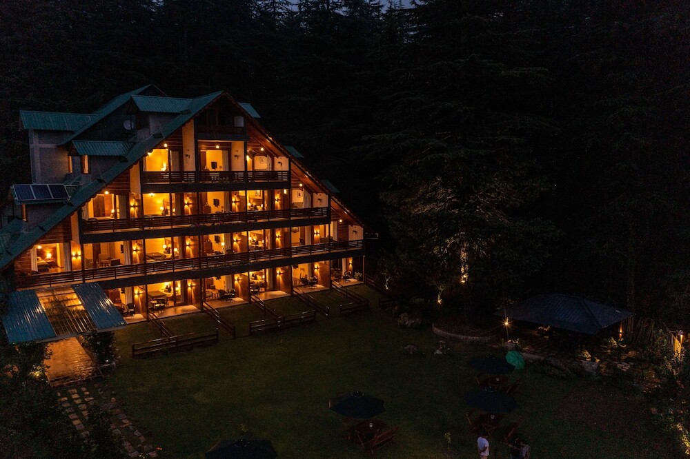 Манали: Bedzzz Xclusiv Baikunth Manali by Leisure Hotels