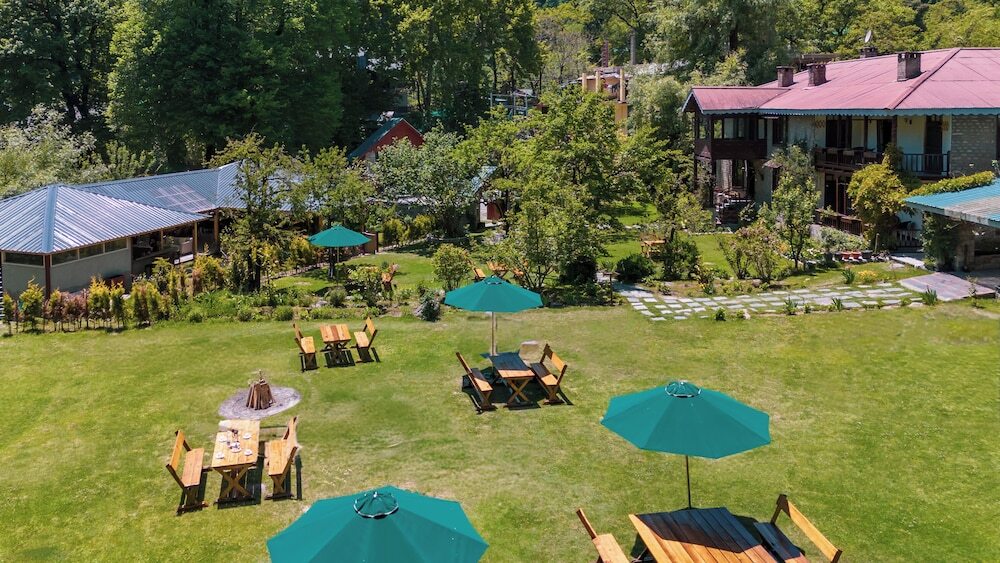 Манали: Bedzzz Xclusiv Baikunth Manali by Leisure Hotels