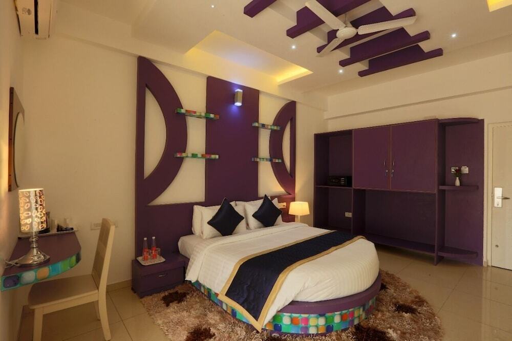 Premier Suites Business Hotel — фото 2
