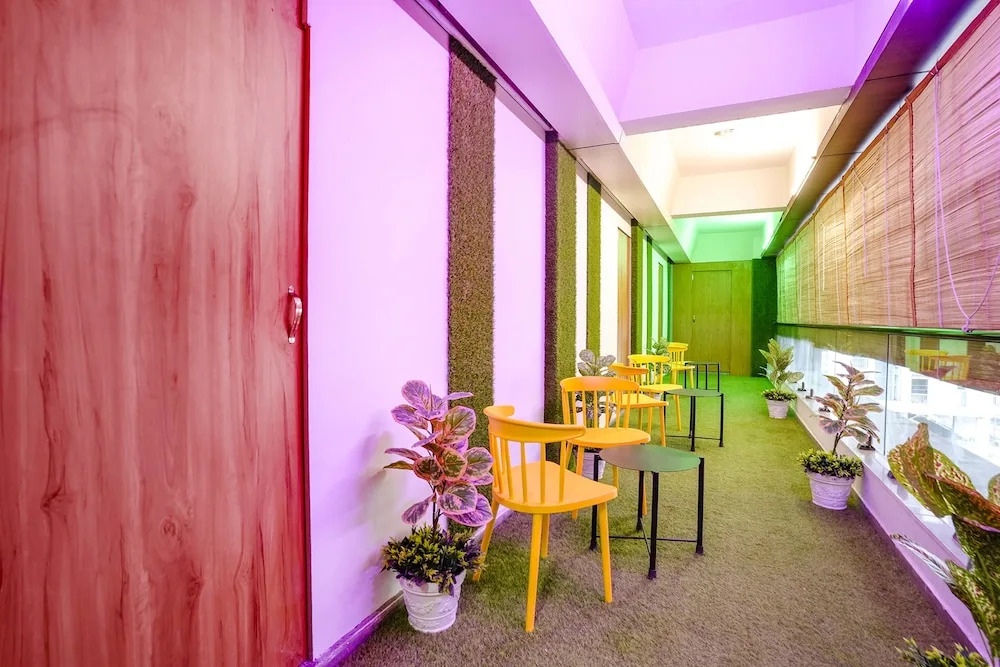 Сурат: Fabhotel Royal King I