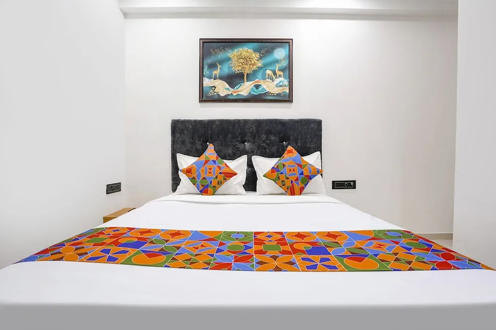 Сурат: Fabhotel Royal King I