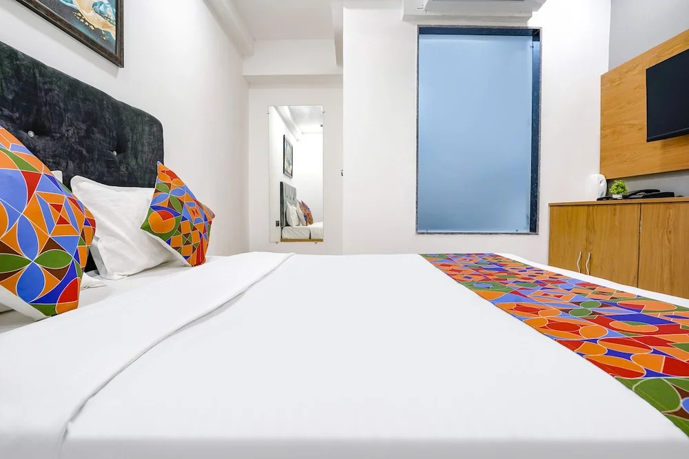 Сурат: Fabhotel Royal King I