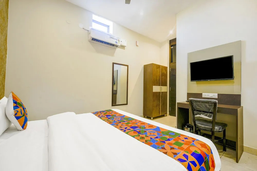 Лудхиана: Fabhotel Royal Regency I