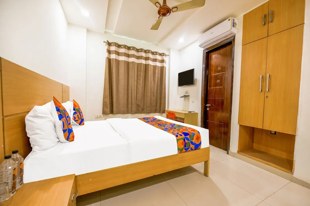 Нью-Дели: Fabhotel Silver Crown I