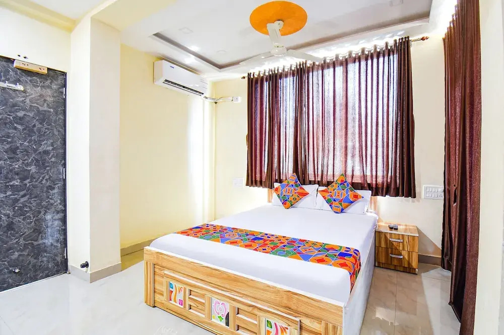 Олд-Махабалешвар: Fabexpress Prajakta Holiday Inn