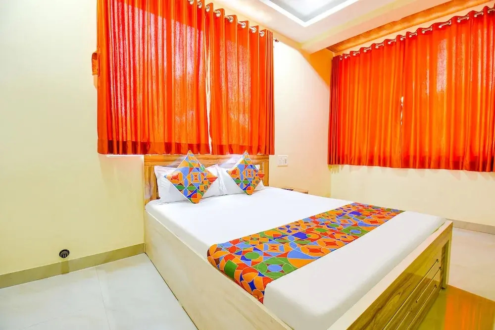 Олд-Махабалешвар: Fabexpress Prajakta Holiday Inn