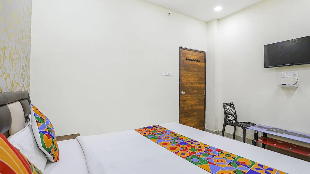 Райпур: Fabhotel Royal Inn Ii
