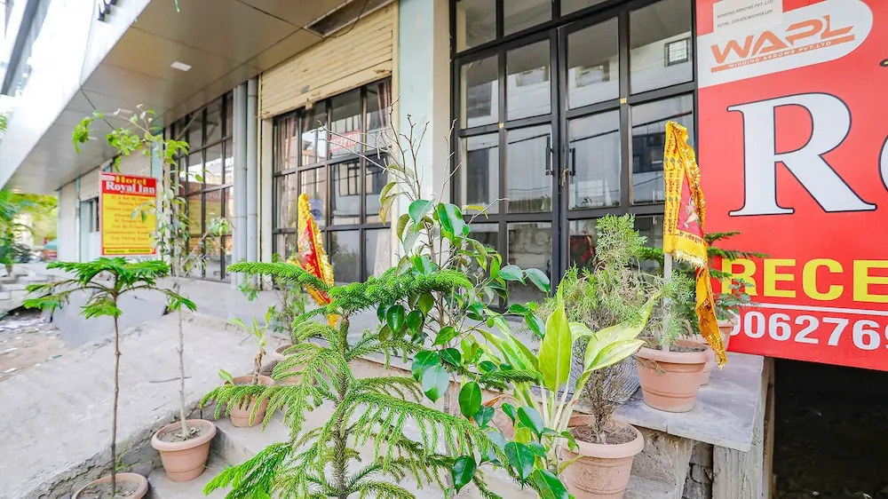 Райпур: Fabhotel Royal Inn Ii