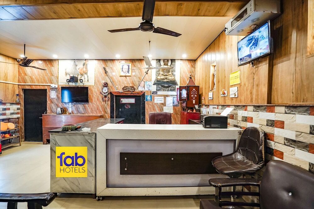 Айодхья: Fabexpress Fauji Guest House