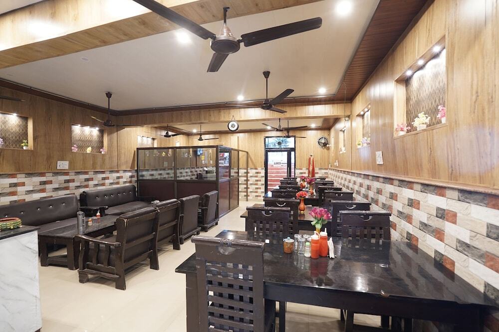 Айодхья: Fabexpress Fauji Guest House