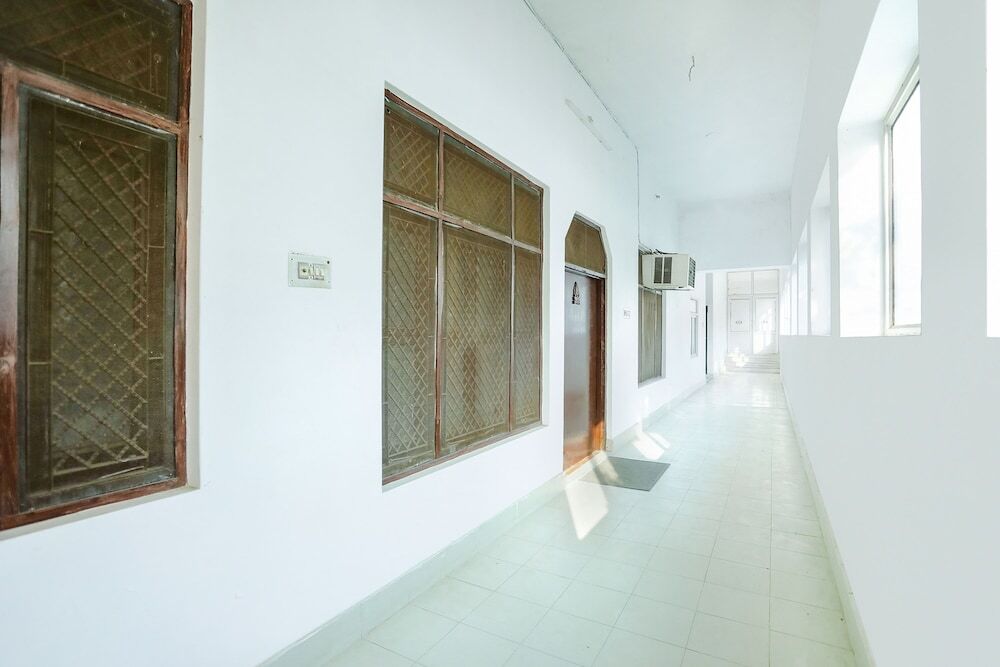 Файзабад: Fabhotel Madhuri Annex