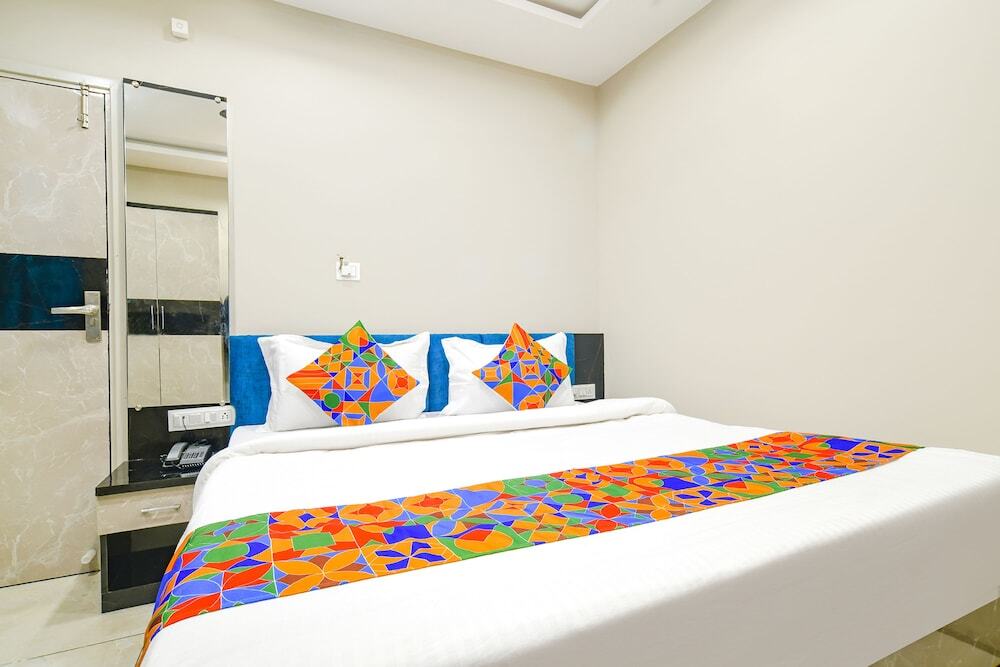 Индаур: Fabhotel Lake View Iii