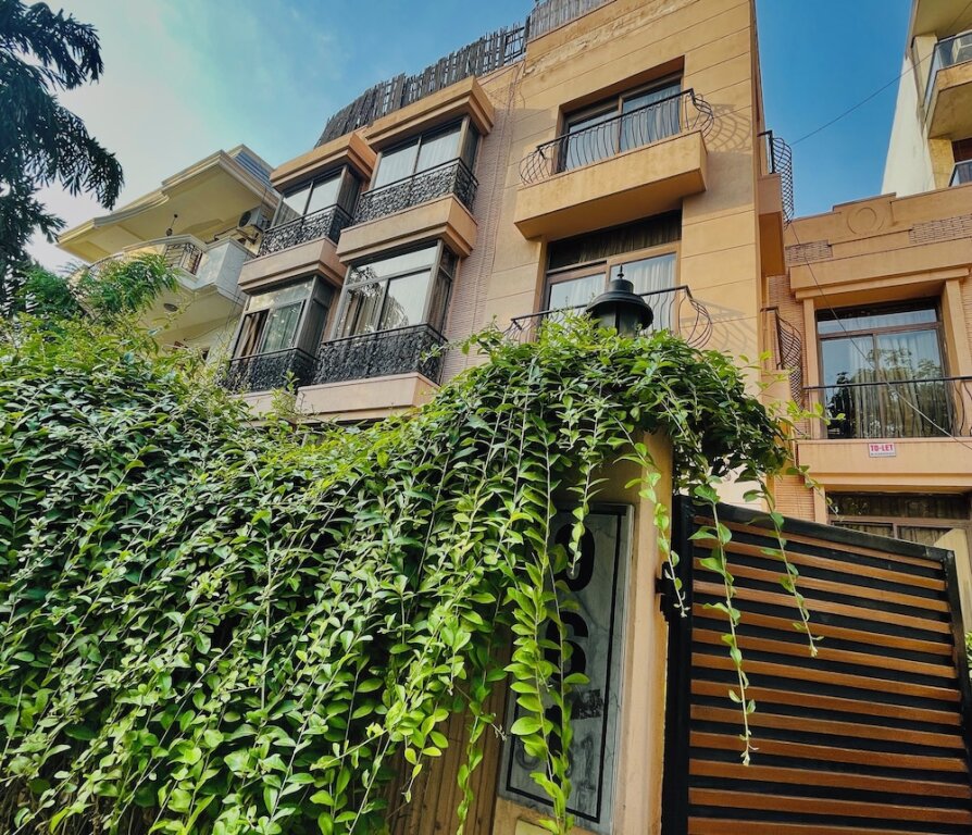 Гуруграм: BedChambers Serviced Apartments Sector40