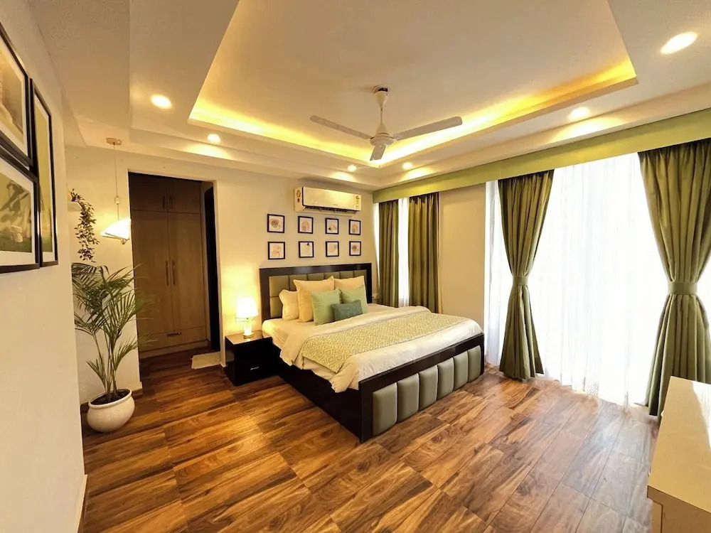 Гуруграм: BedChambers Service Apartments Sector 38