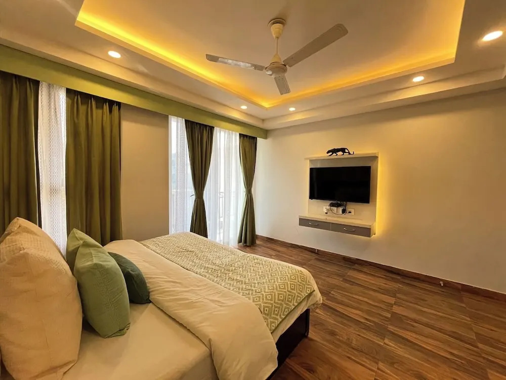 Гуруграм: BedChambers Service Apartments Sector 38