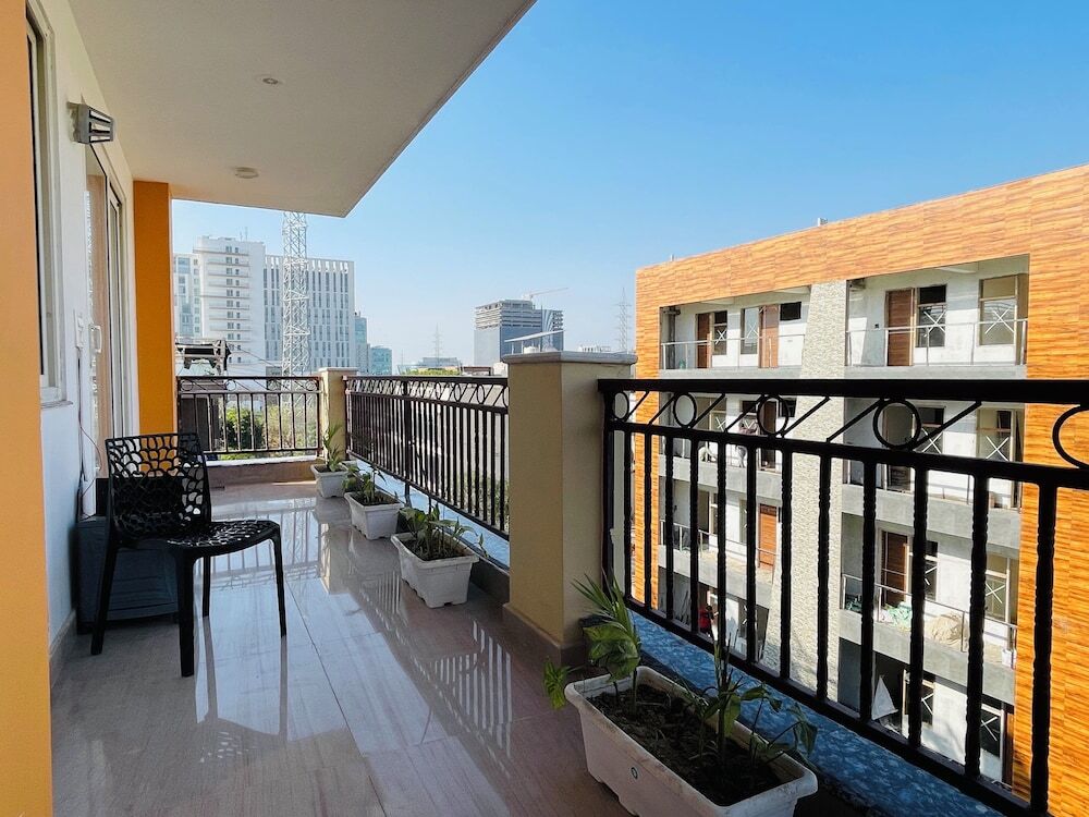 Гуруграм: BedChambers Service Apartments Sector 38