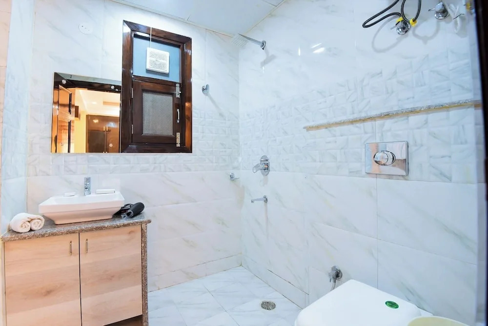 Гуруграм: BedChambers Service Apartments Sector 38