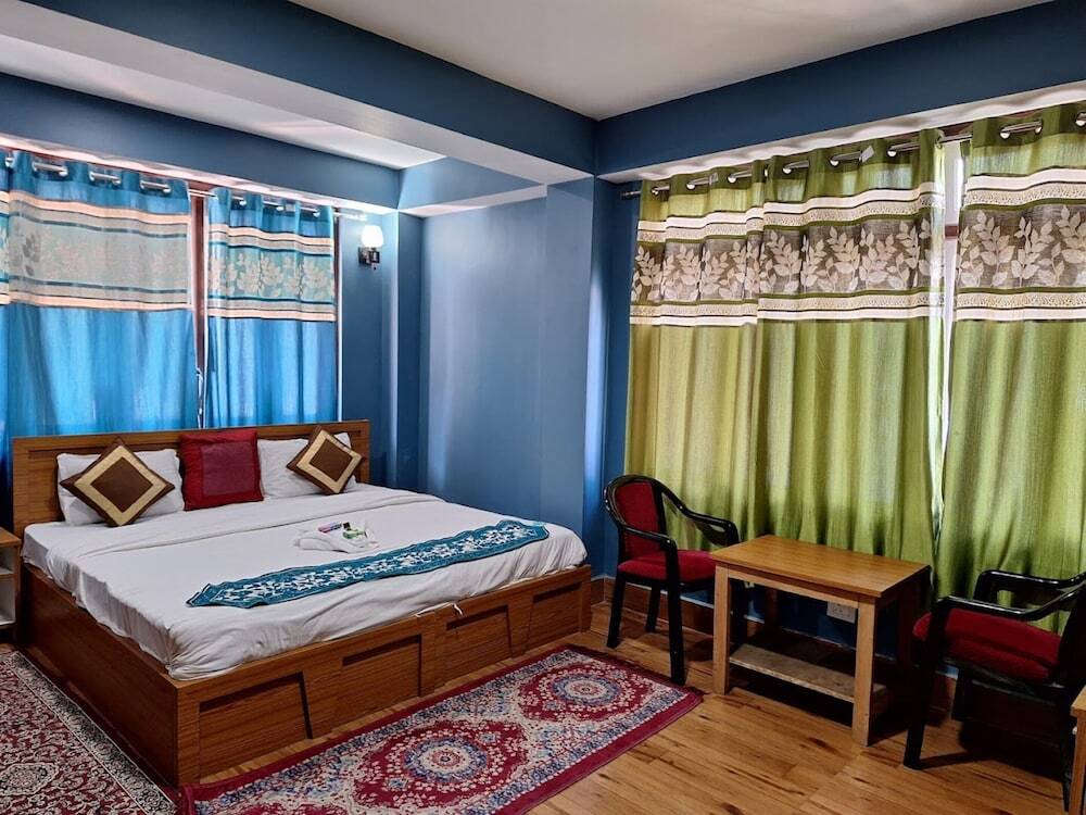 Пеллинг: Hotel The 4 Season Sikkim Pelling