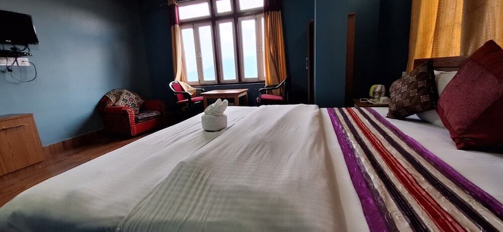 Пеллинг: Hotel The 4 Season Sikkim Pelling