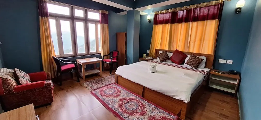 Пеллинг: Hotel The 4 Season Sikkim Pelling