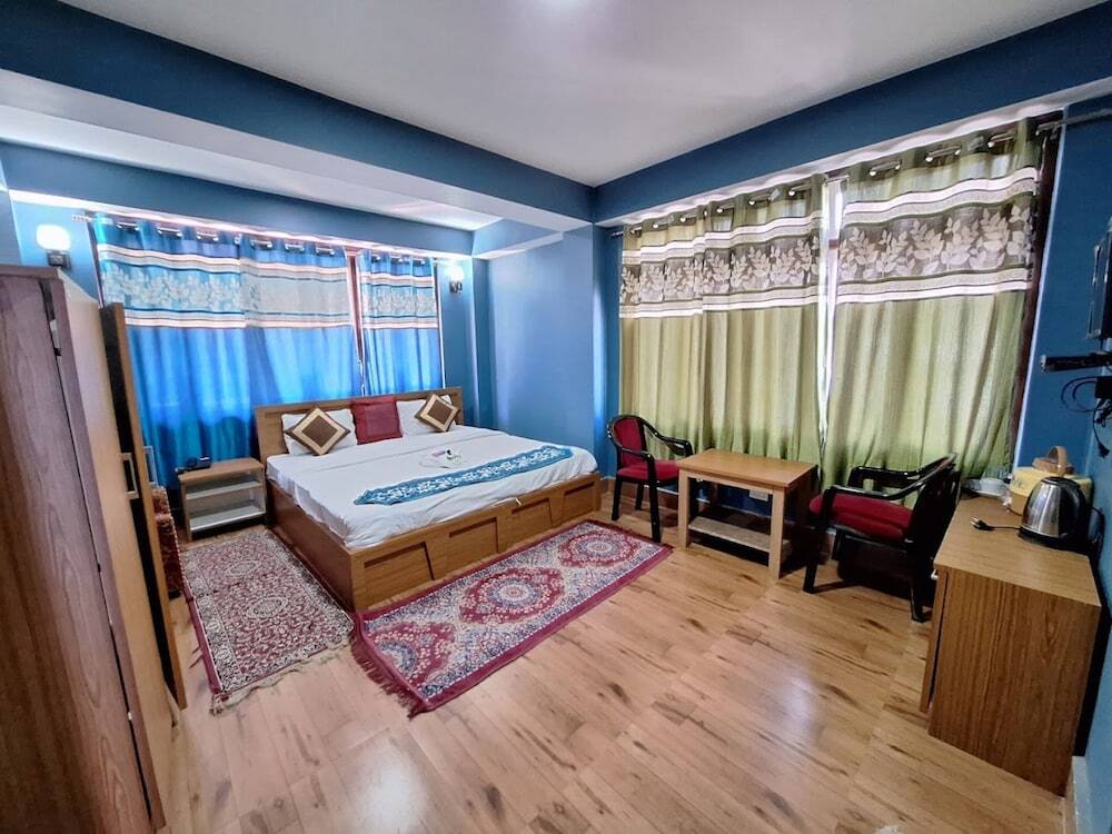 Пеллинг: Hotel The 4 Season Sikkim Pelling
