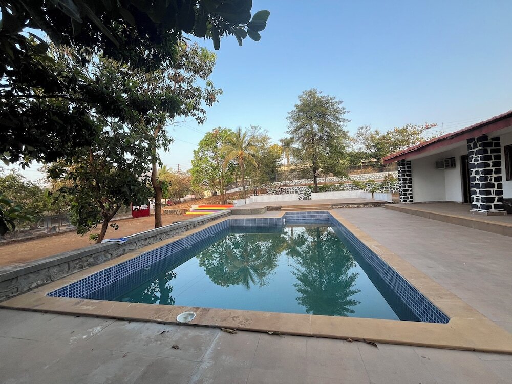 Игатпури: Space Villa I 4Bhk I Swimming Pool